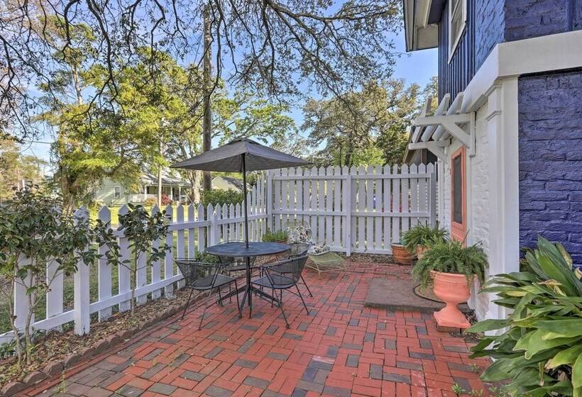 Coastal, Walkable Home In Historic Southport!