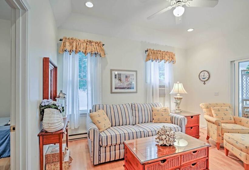 Coastal Wells Cottage W/ Access To Game Room & Gym