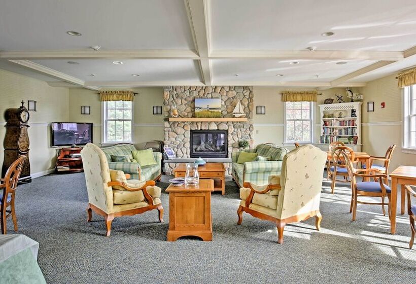 Coastal Wells Cottage W/ Access To Game Room & Gym