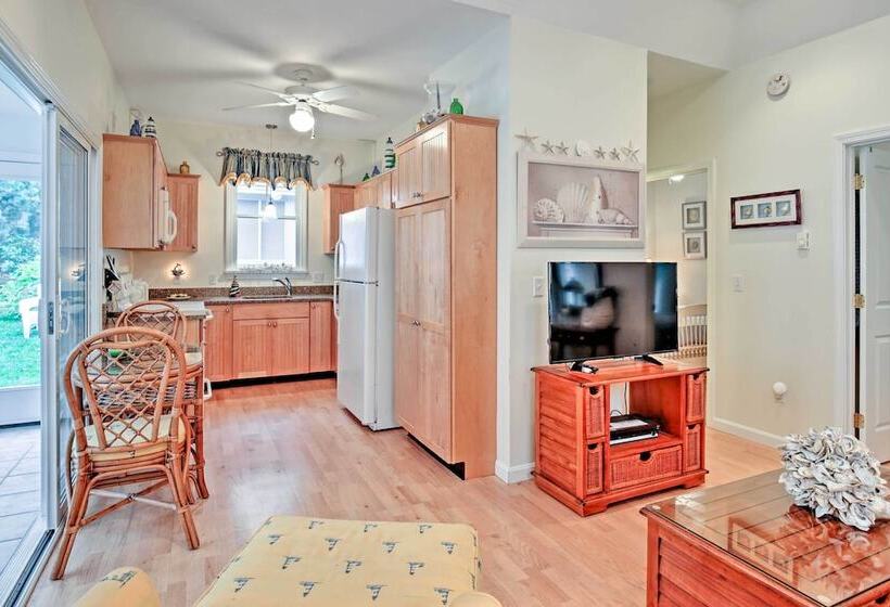 Coastal Wells Cottage W/ Access To Game Room & Gym