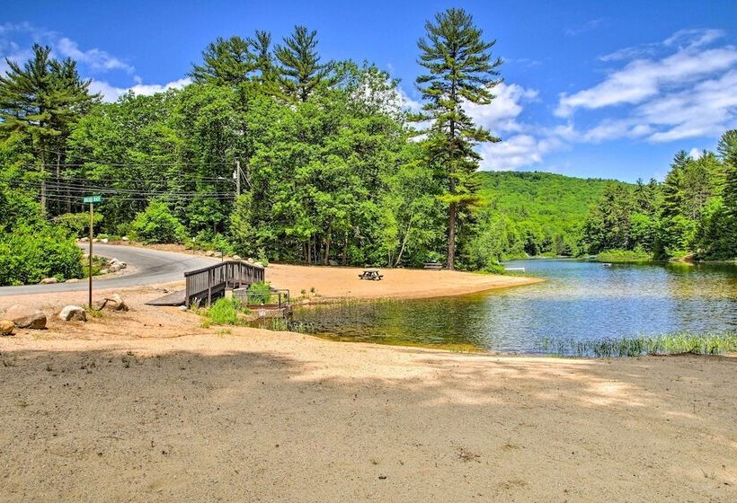 Conway Area Chalet W/ Mountain Views & Fire Pit!