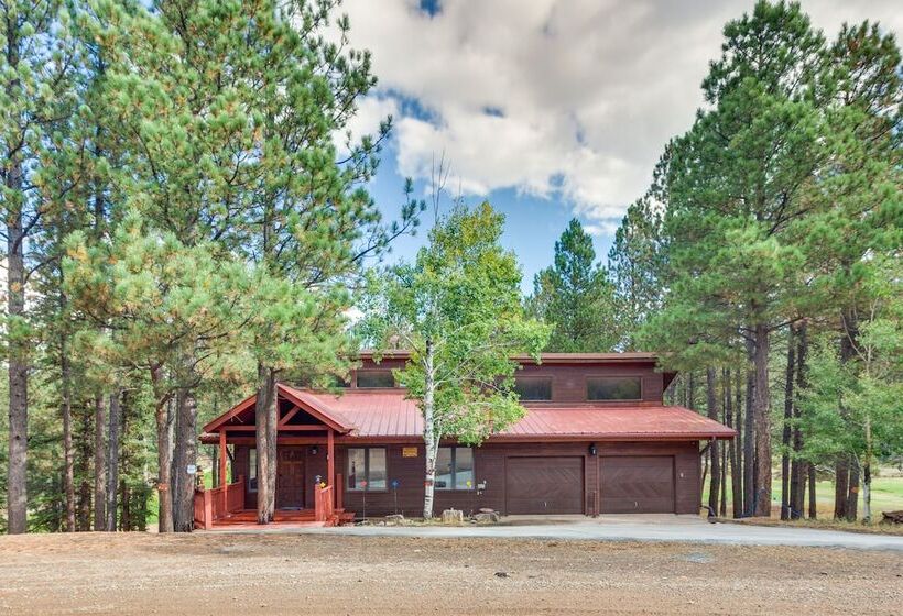 Cozy Angel Fire Escape W/ Golf Course Views!