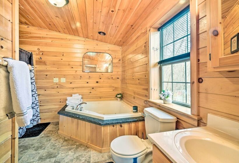 Cozy Cabin In Parsons: Hike, Fish & Explore!