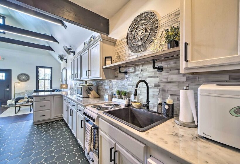 Cozy Carlton Landing Home   Near Lake Eufaula