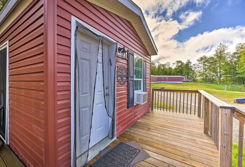 Cozy Cassopolis Cabin, Near Parks & Golfing!