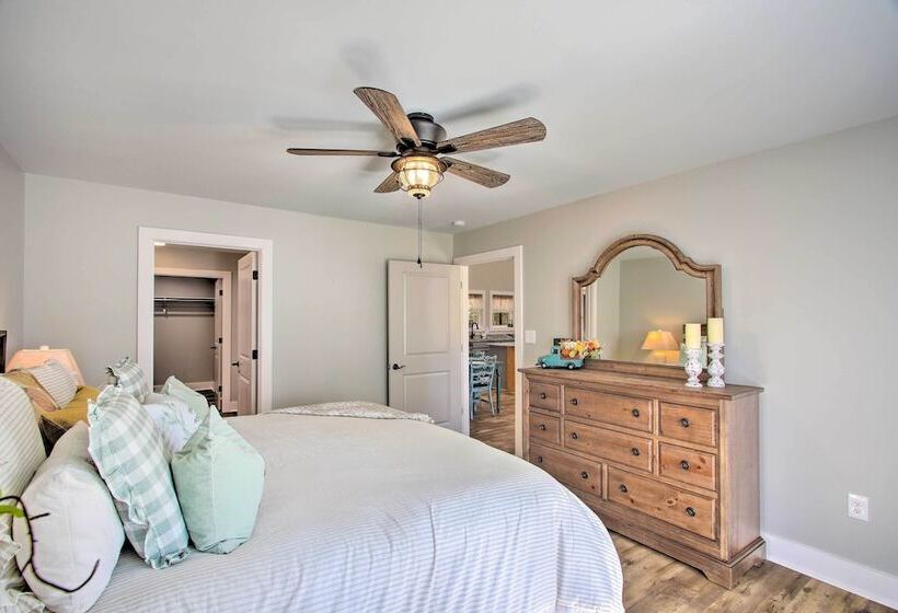 2 Mi To Golf Course + Fire Pit: Cozy Counce Cabin!