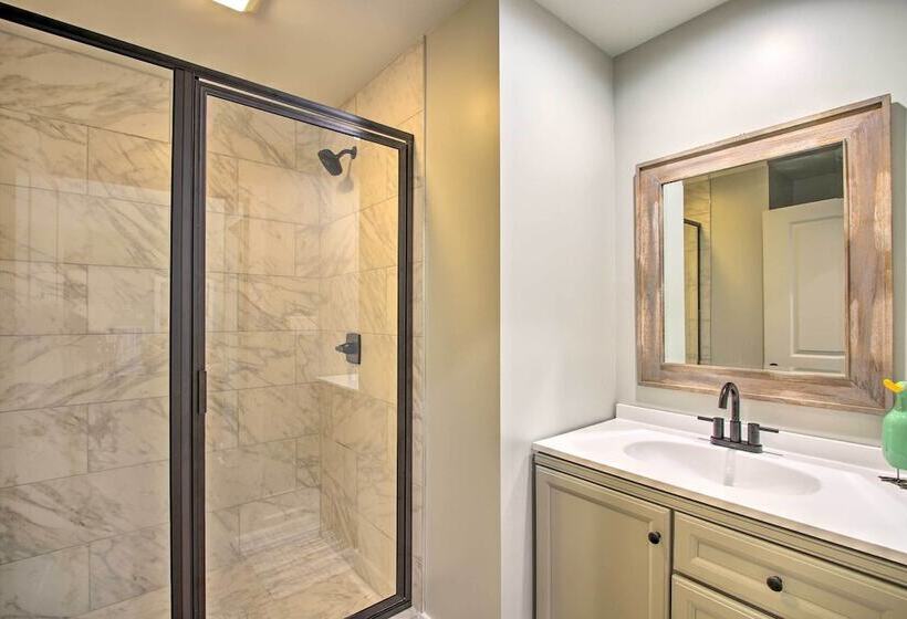 2 Mi To Golf Course + Fire Pit: Cozy Counce Cabin!