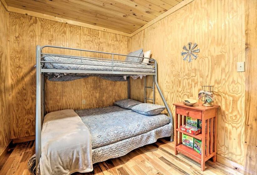 Cozy Creekside Cabin ~ 24 Mi To Red River!