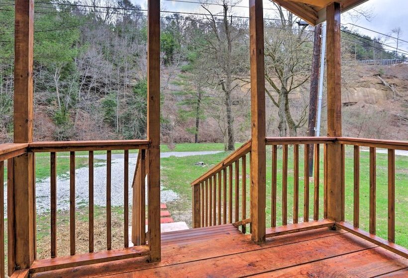 Cozy Creekside Cabin ~ 24 Mi To Red River!