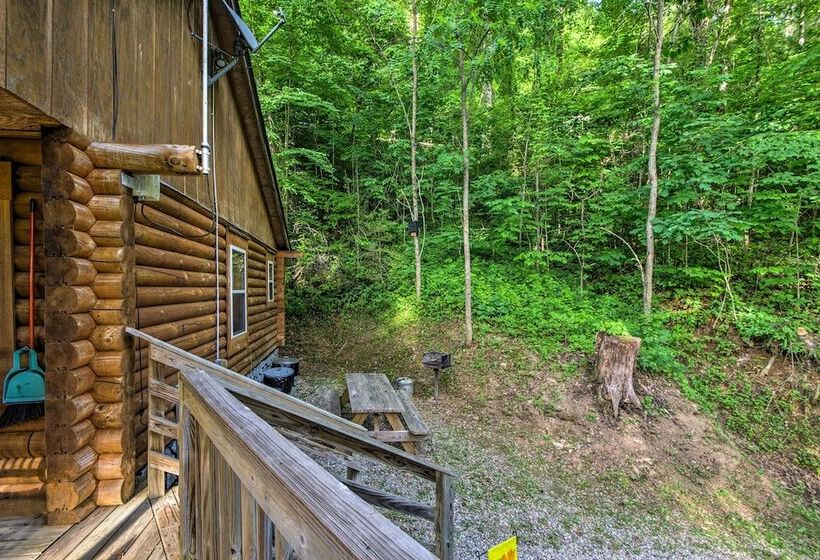 Cozy Deer Glen  Cabin W/ Private Hot Tub & Porch!