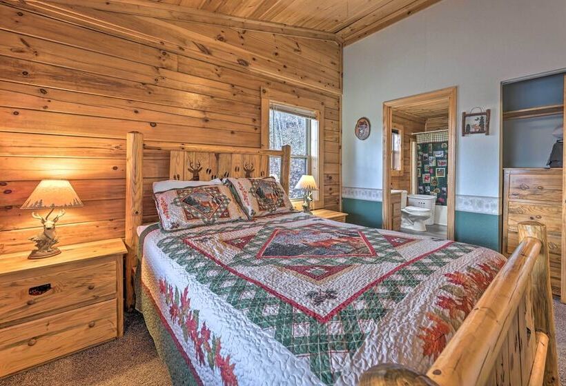 Cozy Deer Glen  Cabin W/ Private Hot Tub & Porch!