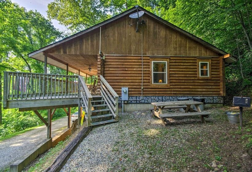 Cozy Deer Glen  Cabin W/ Private Hot Tub & Porch!