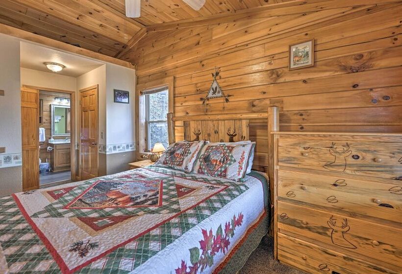 Cozy Deer Glen  Cabin W/ Private Hot Tub & Porch!