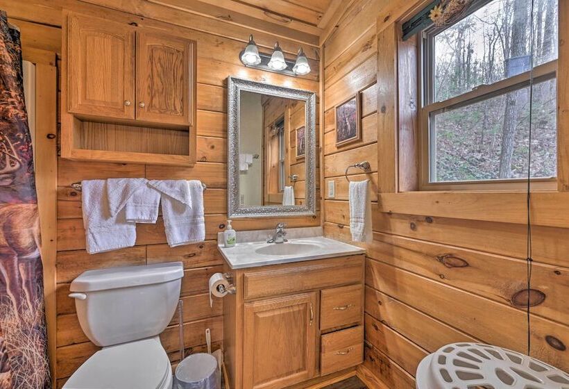 Cozy Deer Glen  Cabin W/ Private Hot Tub & Porch!