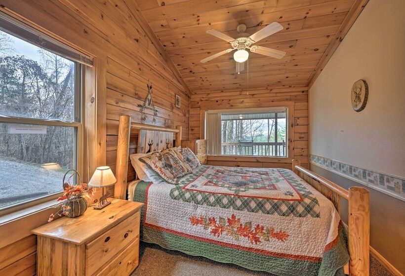 Cozy Deer Glen  Cabin W/ Private Hot Tub & Porch!