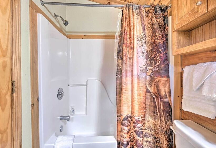 Cozy Deer Glen  Cabin W/ Private Hot Tub & Porch!