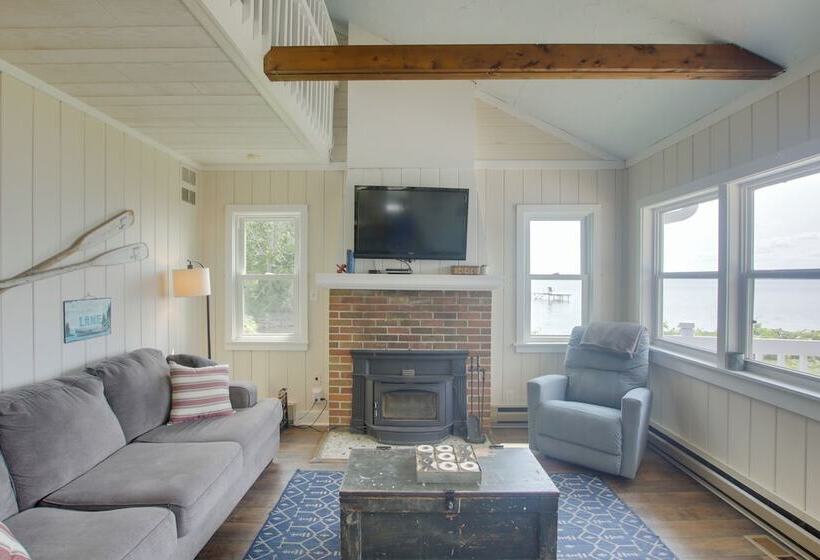 Cozy Fremont Cottage On Lake Poygan + Fishing Dock