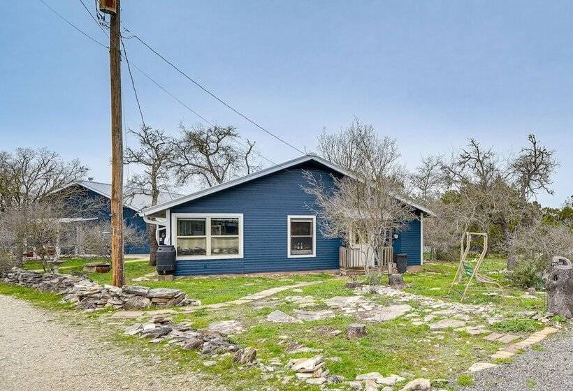 Cozy Kerrville Guest Cottage Near Guadalupe River!