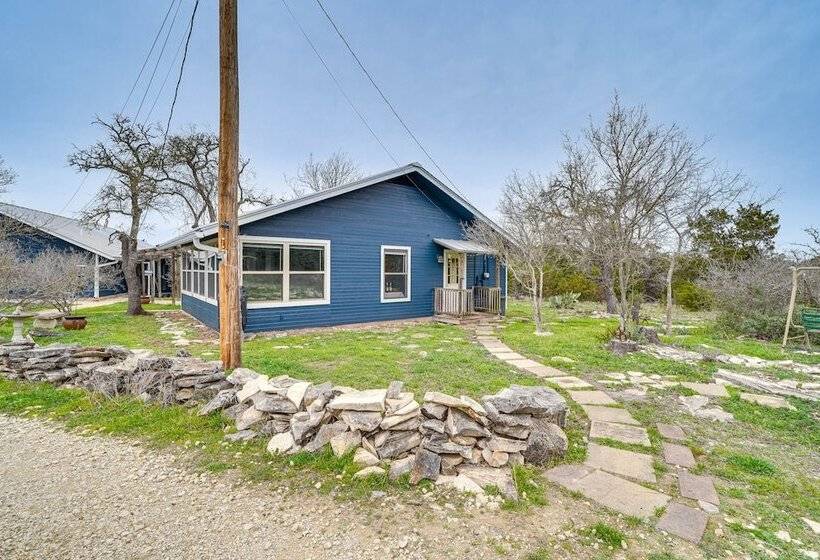 Cozy Kerrville Guest Cottage Near Guadalupe River!