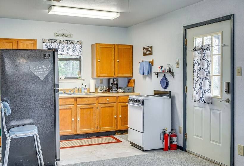 Cozy Kerrville Guest Cottage Near Guadalupe River!