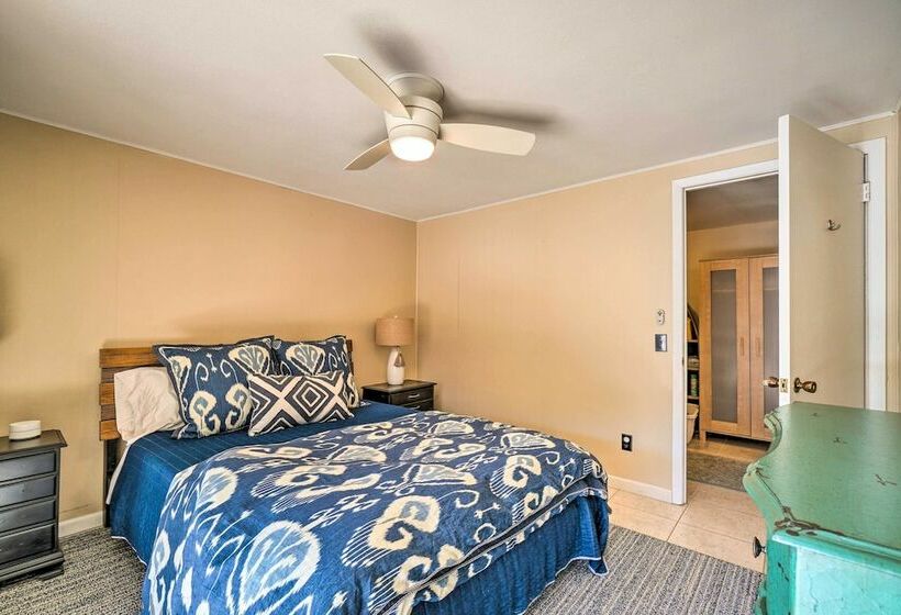 Cozy Lake Santeetlah Cottage With Dock & 3 Kayaks!