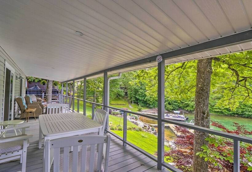 Cozy Lake Santeetlah Cottage With Dock & 3 Kayaks!