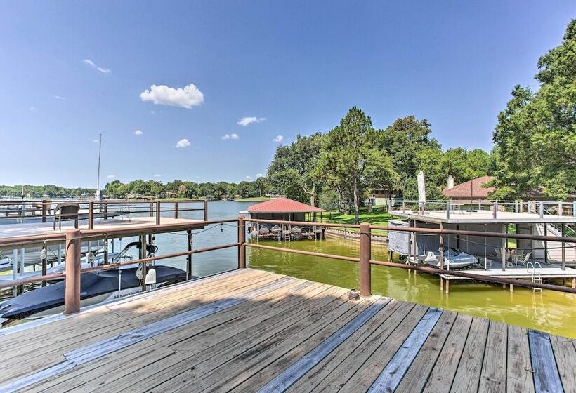 Tool Waterfront Home W/ Hot Tub & Fire Pit!