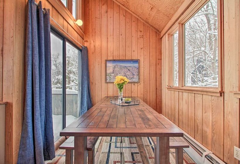 Walk To Ski Trails: Ludlow Home On Okemo Mountain!