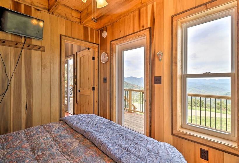 Deck + Mtn Views: Hot Springs Hideaway On 13 Acres