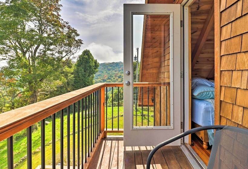 Deck + Mtn Views: Hot Springs Hideaway On 13 Acres