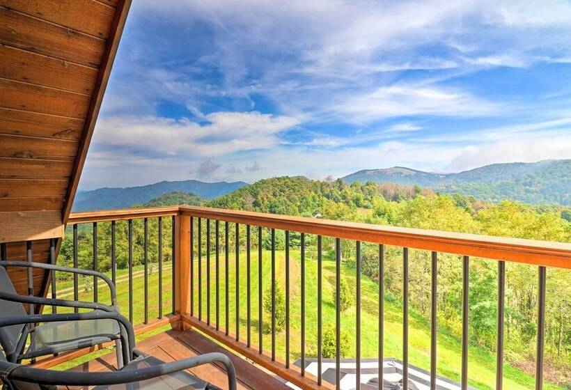 Deck + Mtn Views: Hot Springs Hideaway On 13 Acres