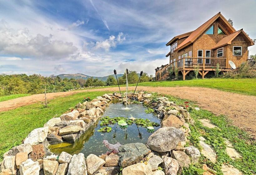 Deck + Mtn Views: Hot Springs Hideaway On 13 Acres