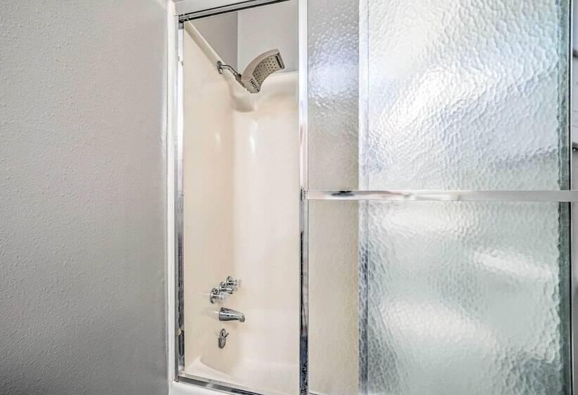 Cozy Murfreesboro Home Near Local Attractions!