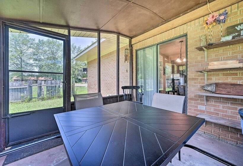 Cozy Murfreesboro Home Near Local Attractions!