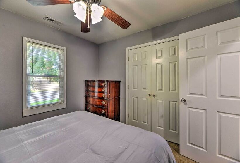 Cozy Pantego Cottage ~ 5 Miles To Belhaven!