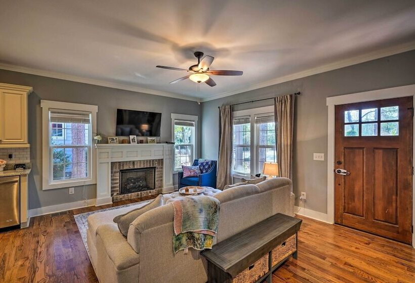 Cozy Southern Pines Retreat 1 Mi To Downtown!