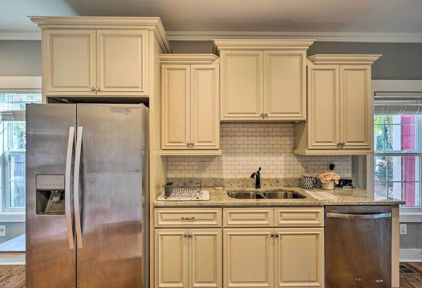 Cozy Southern Pines Retreat 1 Mi To Downtown!