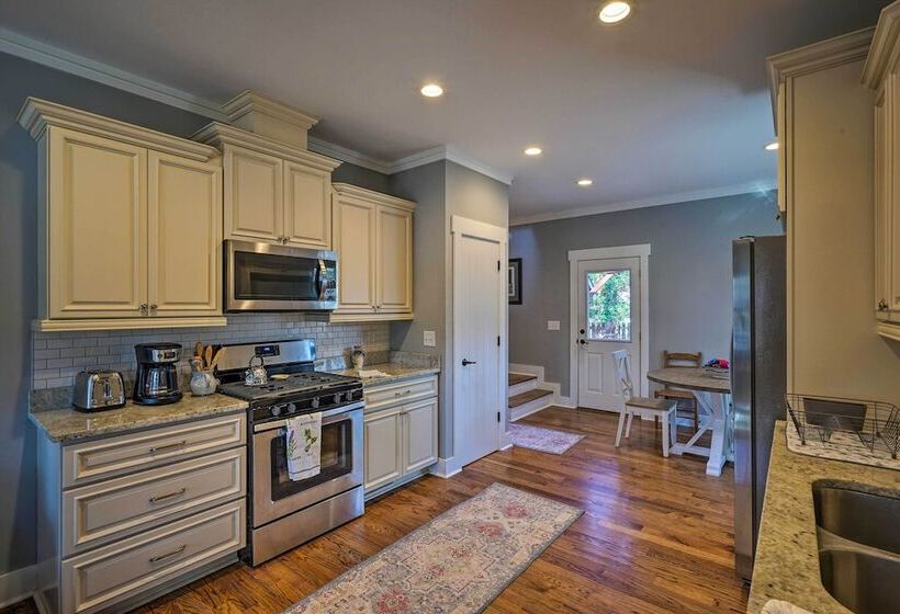 Cozy Southern Pines Retreat 1 Mi To Downtown!