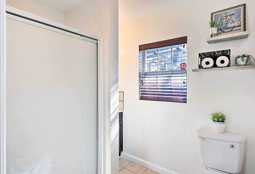 Cozy Winston Salem Home < 2 Mi To Downtown!