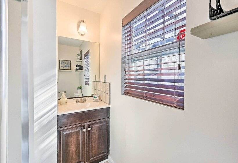 Cozy Winston Salem Home < 2 Mi To Downtown!