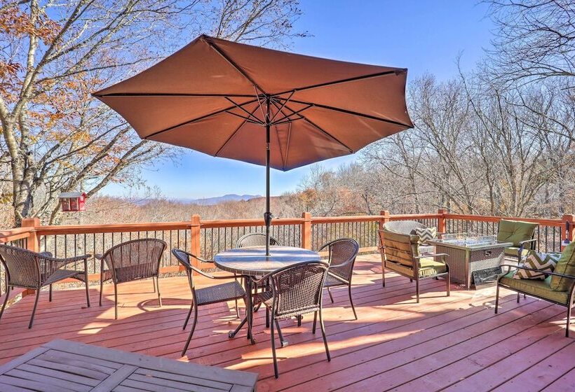 Near Beech Mountain: Crimson Cabin W/ Views