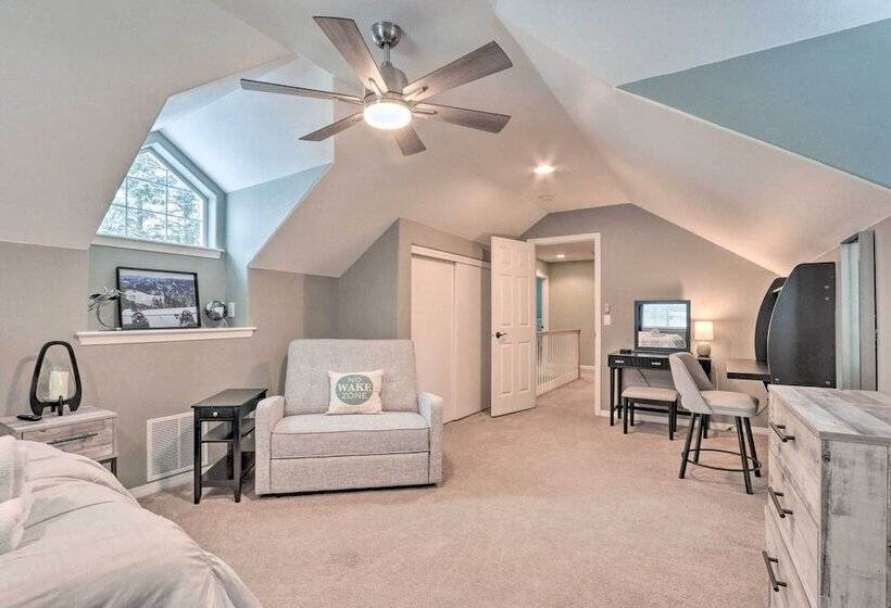 Crystal Bay Home W/ Fireplace Near Ski Resorts