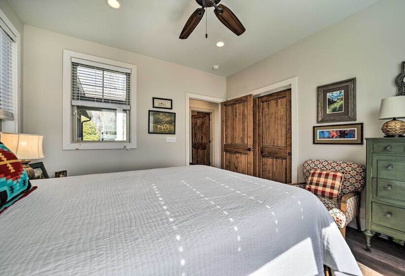 Cullowhee Craftsman Home W/ Mtn Views On 22 Acres