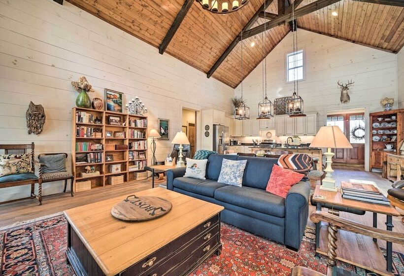 Cullowhee Craftsman Home W/ Mtn Views On 22 Acres