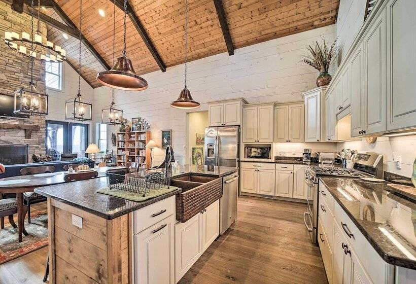 Cullowhee Craftsman Home W/ Mtn Views On 22 Acres