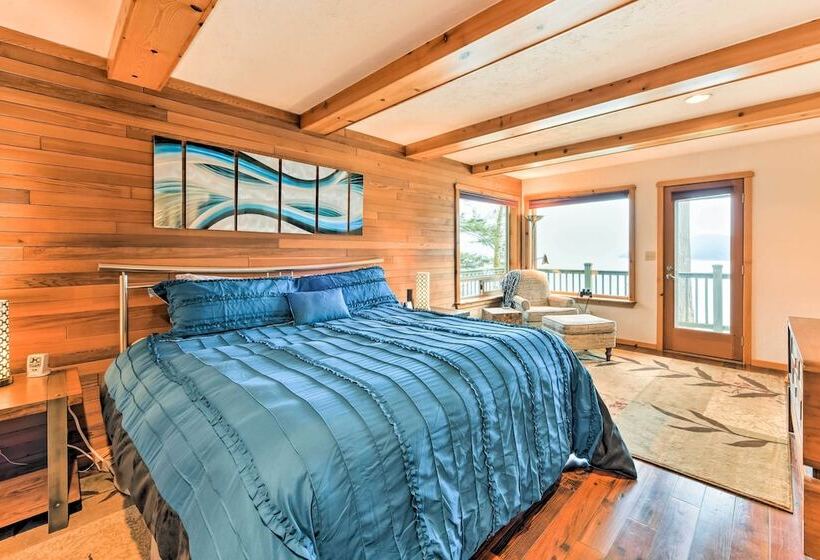 Custom Guemes Home W/ Spectacular Water Views!