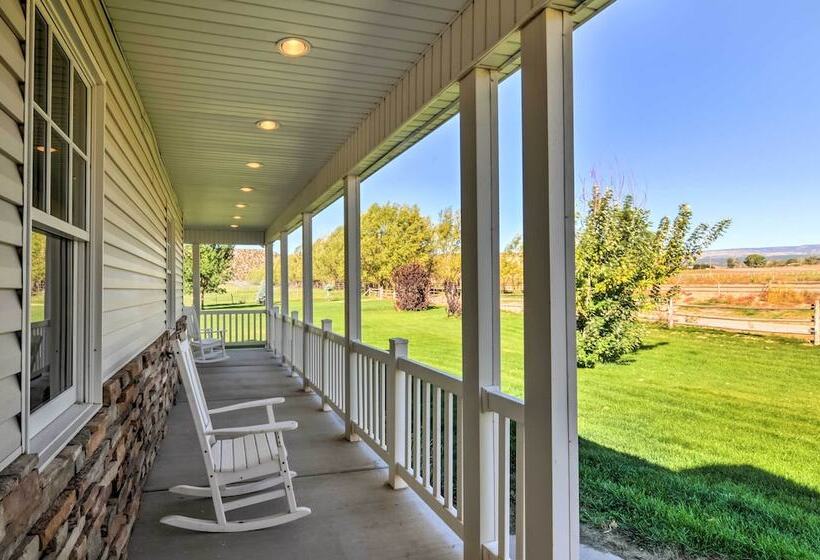 Custom Home W/ Decks In Boulder! Gateway To Parks!