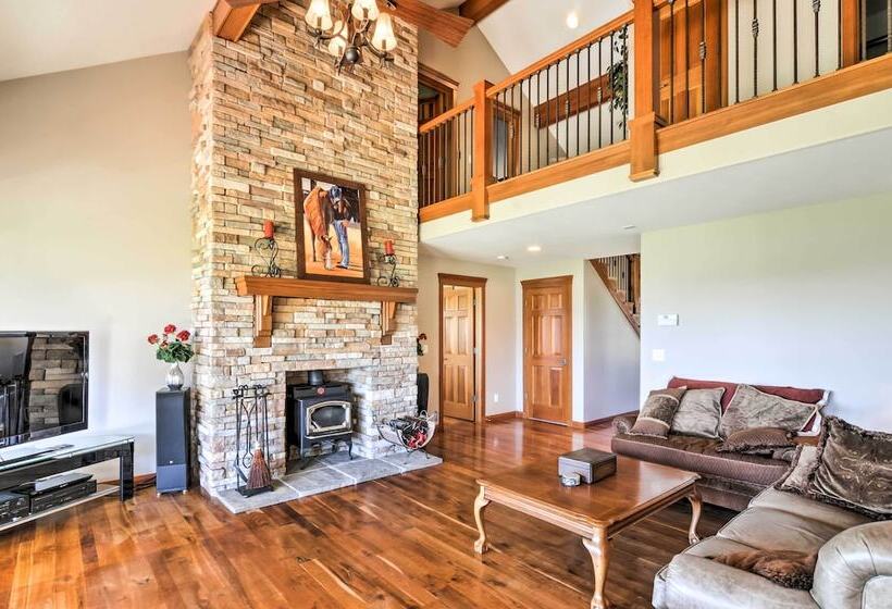 Custom Home W/ Decks In Boulder! Gateway To Parks!