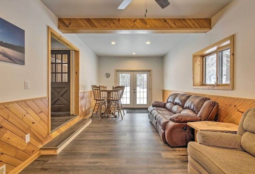 Deerskin Lodge  W/ Boat Dock & Fire Pit!