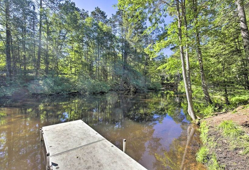 Deerskin Lodge  W/ Boat Dock & Fire Pit!